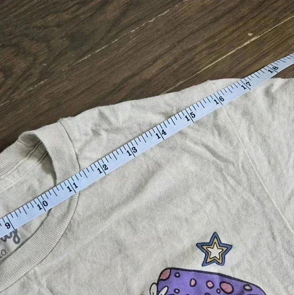 Bowery Supply Co Mushroom Graphic T-Shirt beige women's size Small - Picture 5 of 7